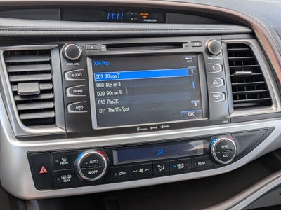 2017 Toyota Highlander LE Plus FWD