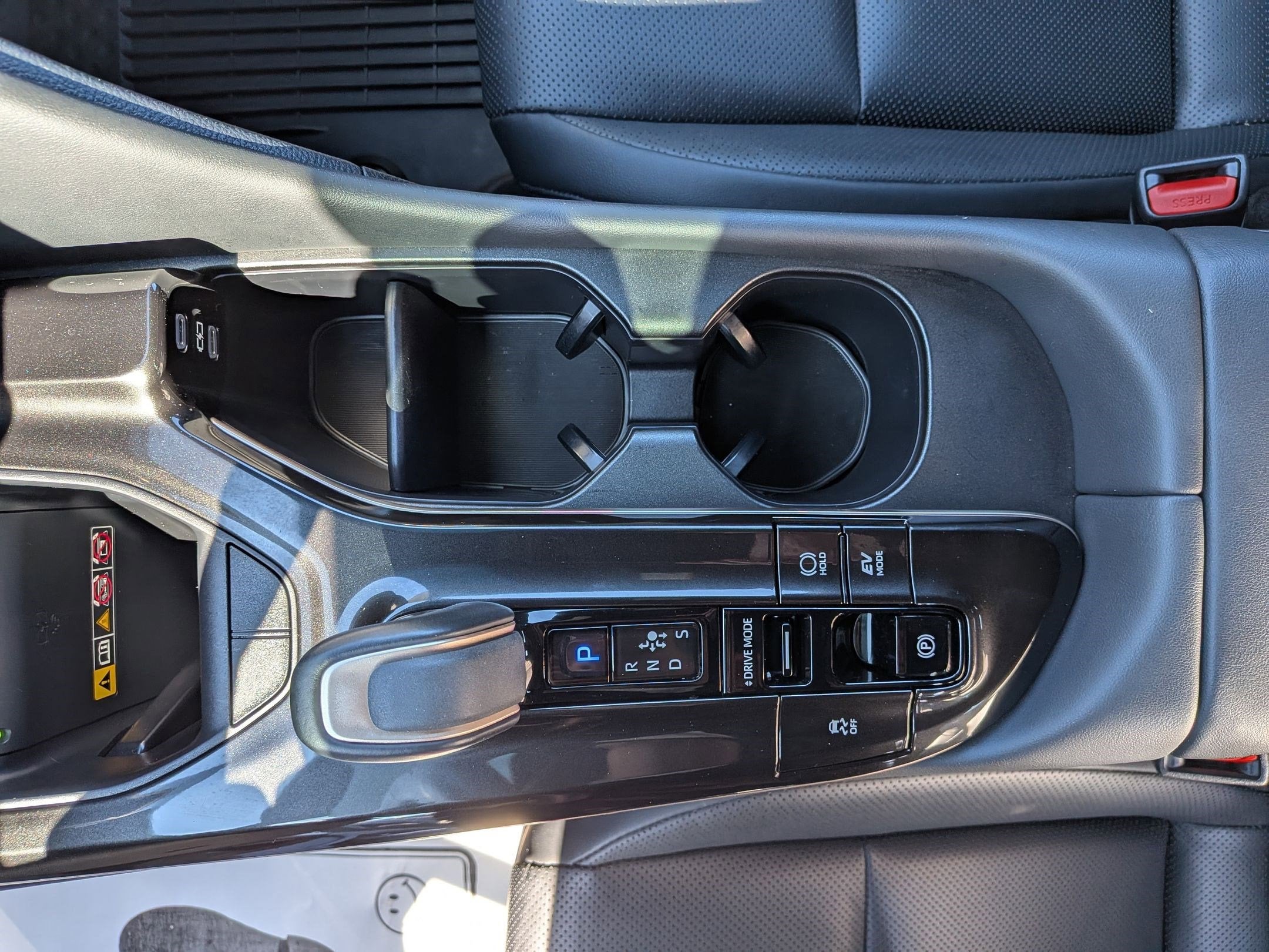 2025 Toyota Crown Signia XLE