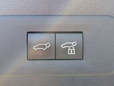 2025 Toyota Crown Signia XLE