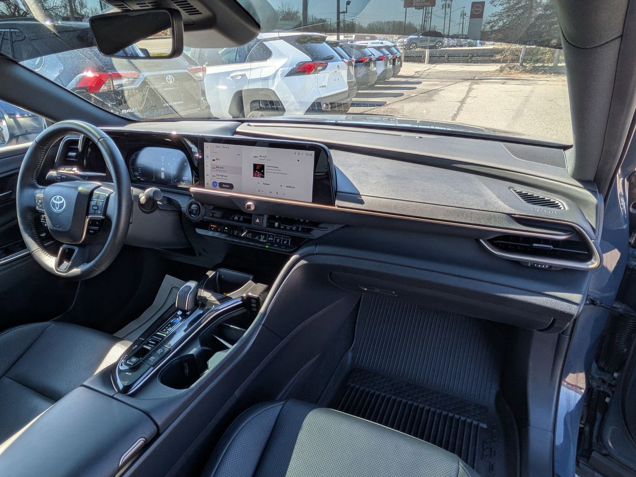 2025 Toyota Crown Signia XLE