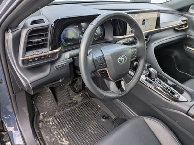 2025 Toyota Crown Signia XLE