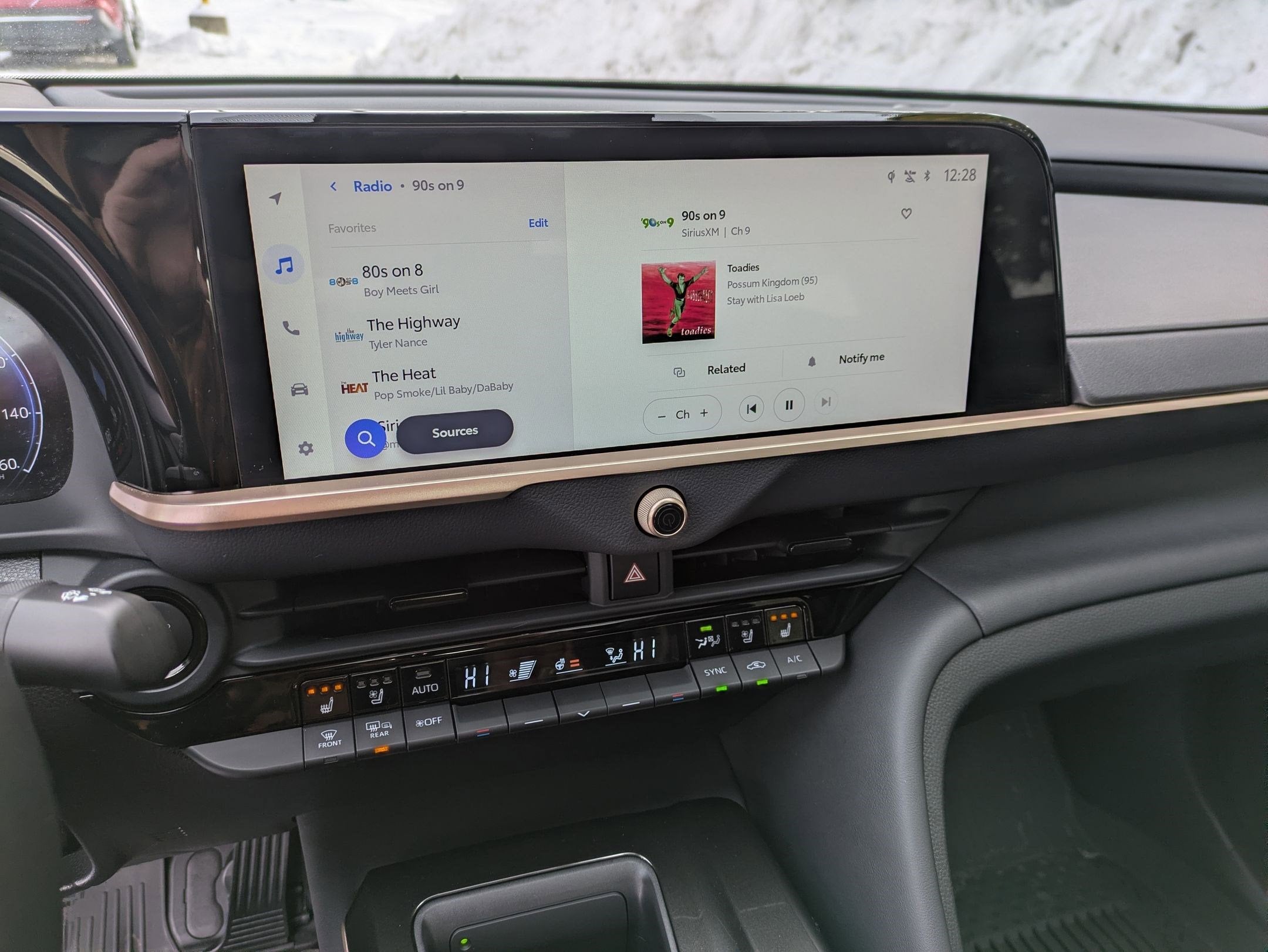 2025 Toyota Crown Platinum