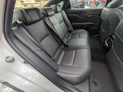 2025 Toyota Crown Platinum