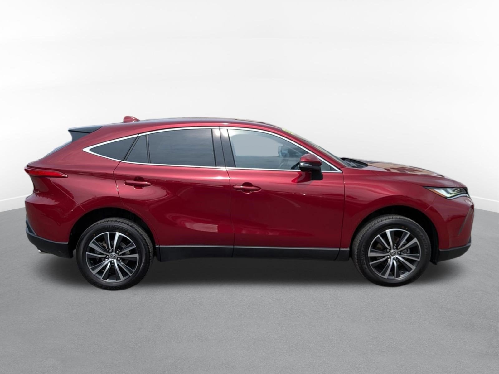 2023 Toyota Venza LE