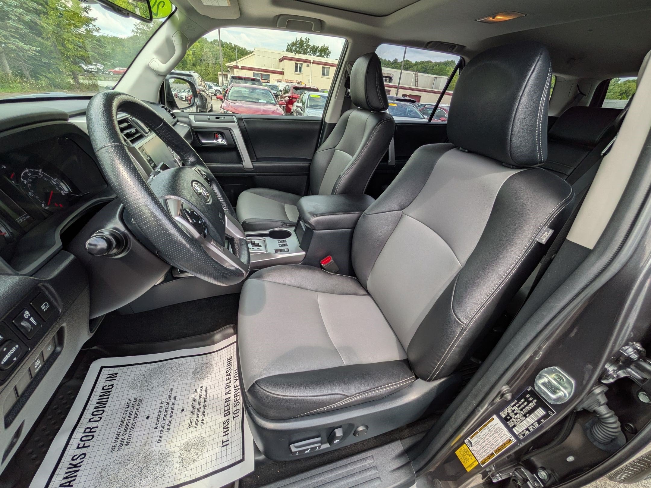 2023 Toyota 4Runner SR5 Premium w/ Third Row Seats