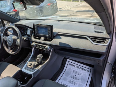 2022 Toyota RAV4 Hybrid SE w/ Convenience & Weather Pkg