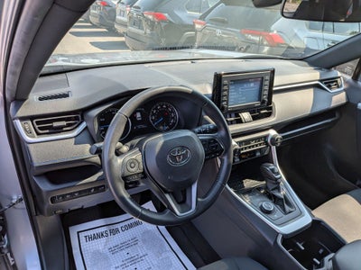2022 Toyota RAV4 Hybrid SE w/ Convenience & Weather Pkg