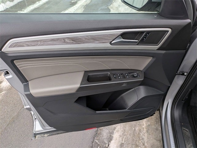 2022 Volkswagen Atlas Cross Sport 3.6L V6 SE w/Technology