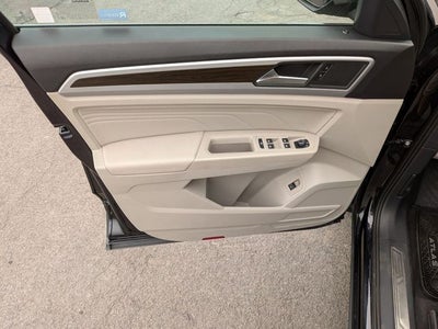 2023 Volkswagen Atlas 2.0T SE w/Technology