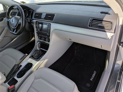 2019 Volkswagen Passat 2.0T Wolfsburg