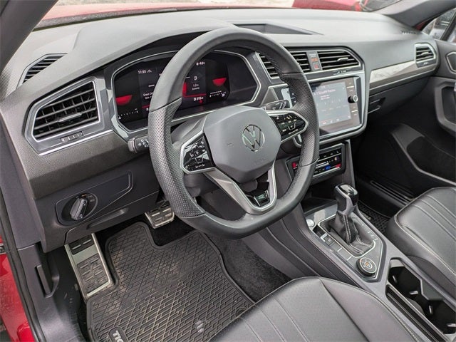 2024 Volkswagen Tiguan 2.0T SE R-Line Black