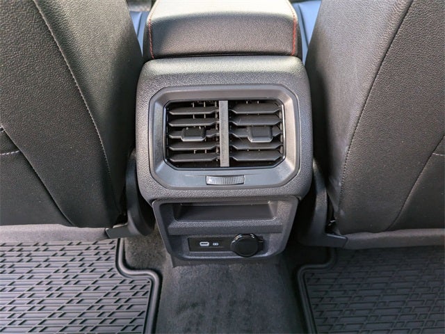 2024 Volkswagen Tiguan 2.0T Wolfsburg Edition