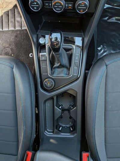 2024 Volkswagen Taos 1.5T SE Black