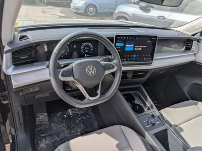 2025 Volkswagen Tiguan 2.0T SE