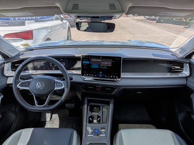 2025 Volkswagen Tiguan 2.0T SE