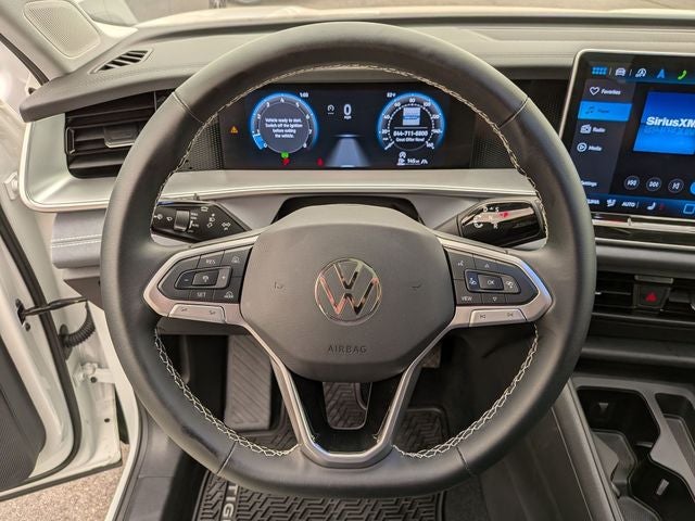 2025 Volkswagen Tiguan 2.0T SE