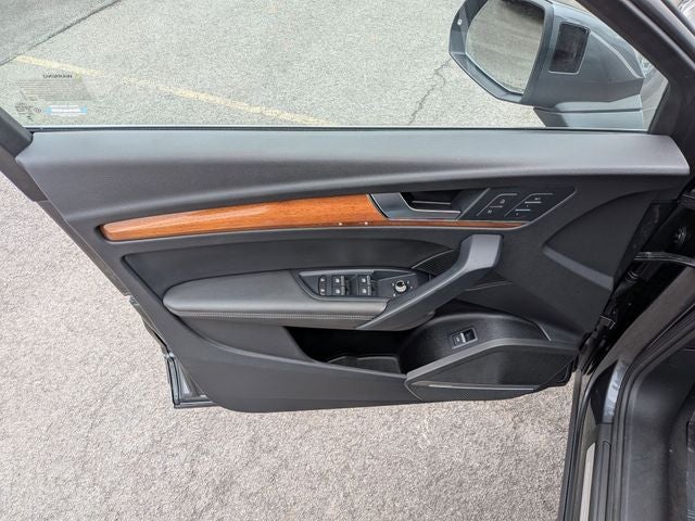 2023 Audi Q5 45 S line Premium Plus quattro