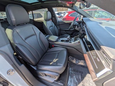 2022 Audi Q8 55 Premium Plus quattro