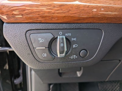 2023 Audi Q5 45 S line Premium quattro