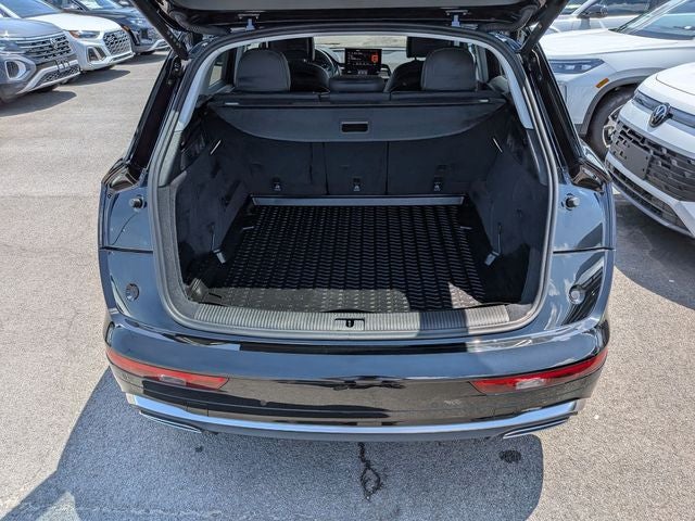 2023 Audi Q5 45 S line Premium quattro