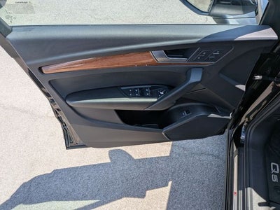 2023 Audi Q5 45 S line Premium quattro