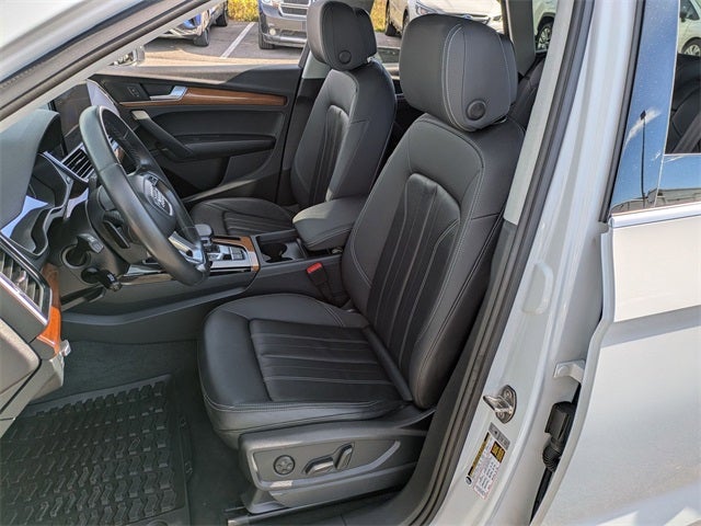 2023 Audi Q5 45 S line Premium quattro