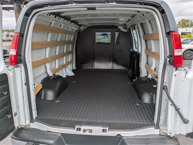 2023 Chevrolet Express 2500 Work Van Cargo