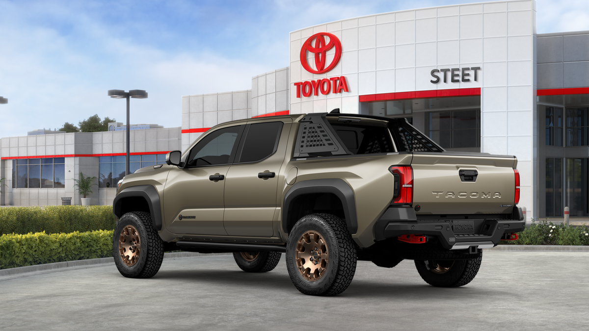 2026 Toyota Tacoma i-FORCE MAX Tacoma Trailhunter