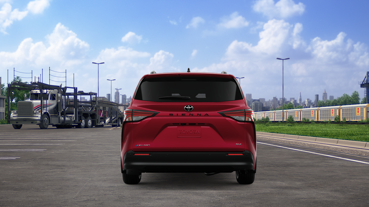 2026 Toyota Sienna XLE