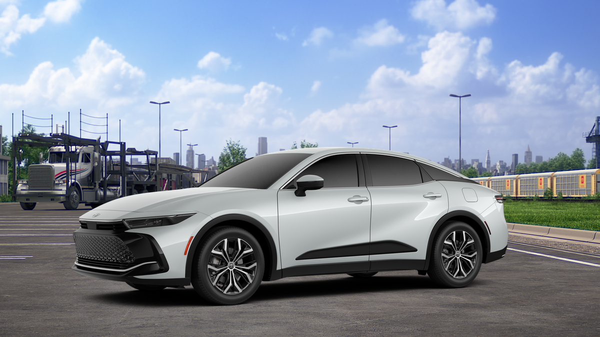 2026 Toyota Toyota Crown XLE