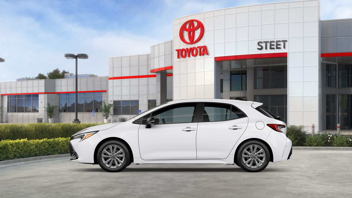 2026 Toyota Corolla Hatchback SE