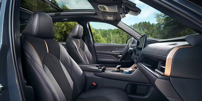 Interior image of Toyota Grand Highlander front seat